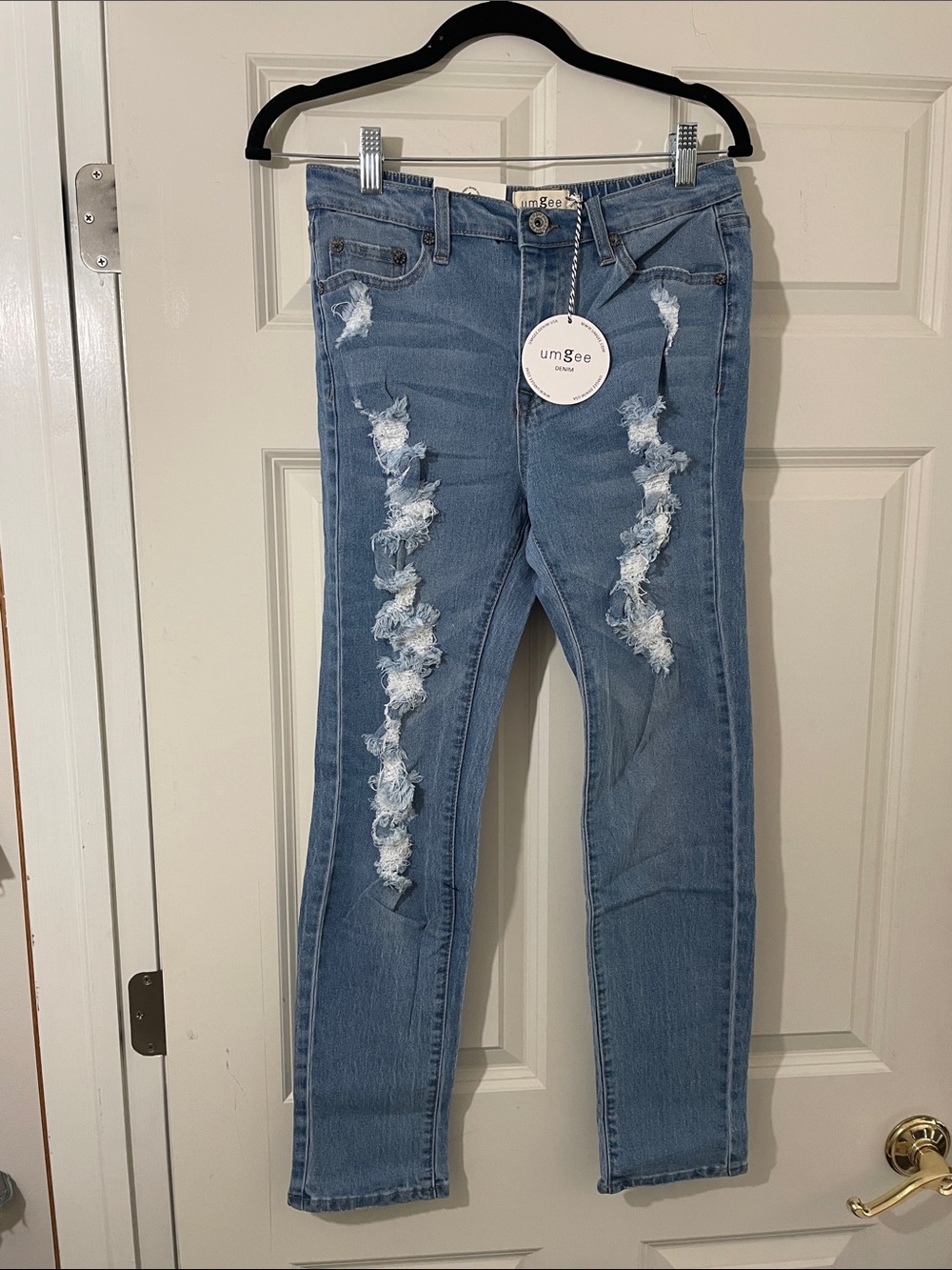 Umgee Light Blue Distressed Skinny Jeans(9)
